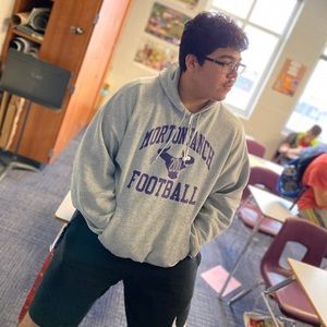 Meet your Posher, Adrian